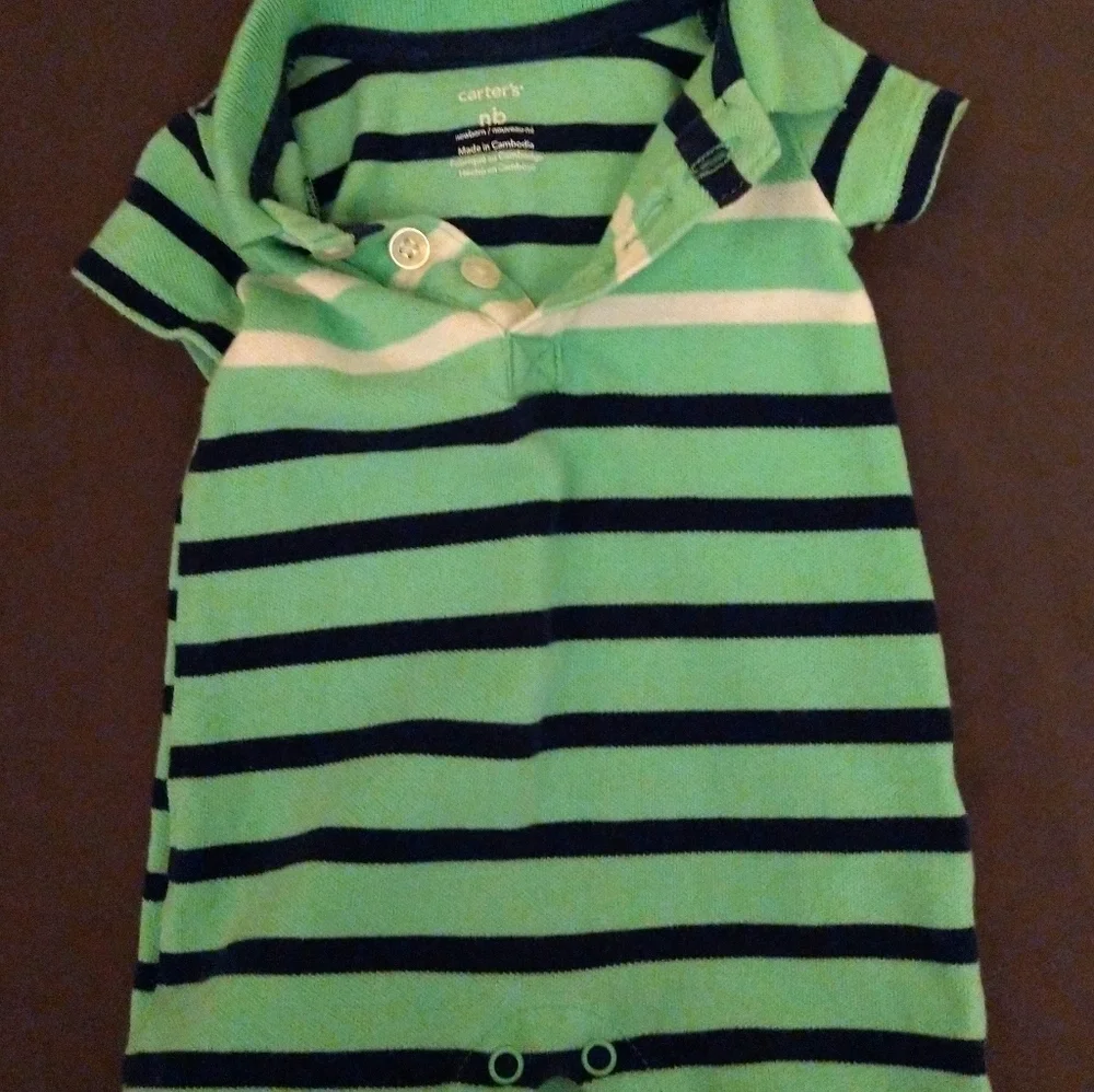 CARTERS 5 Rompers- NB